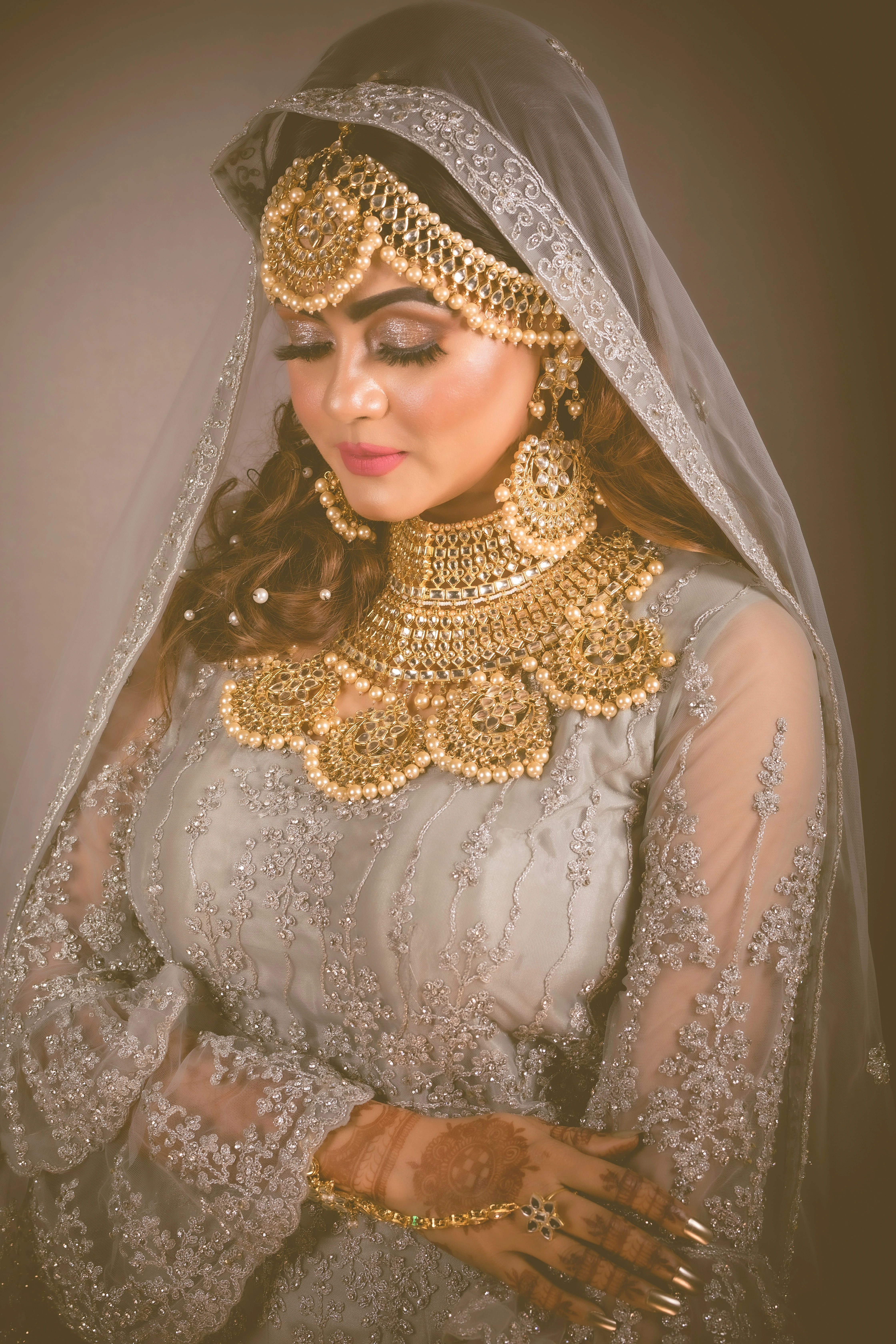 Traditional bridal outfit rental in Phulwari Sharif